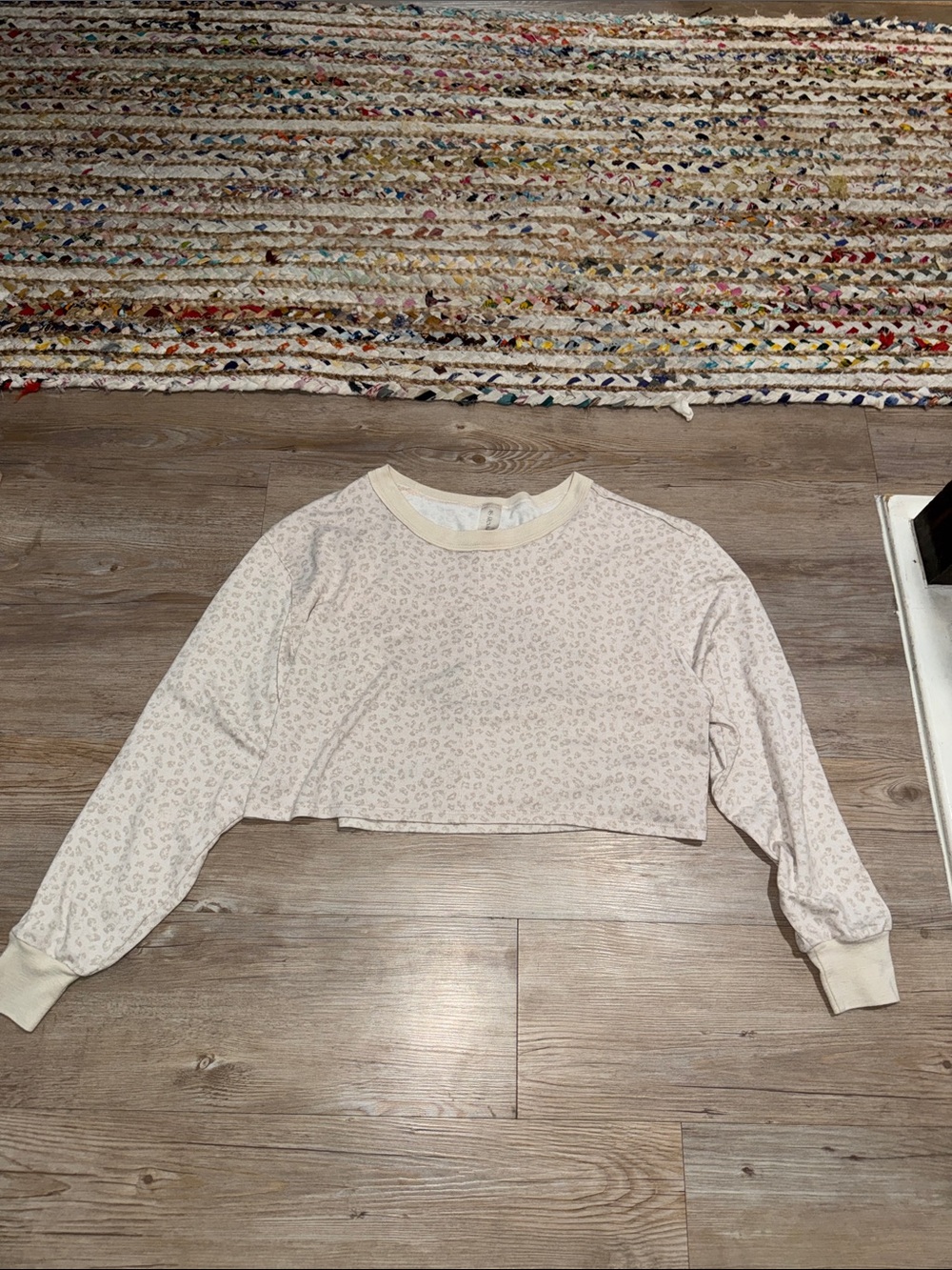 Cream Leopard-Print Cropped Long-Sleeve Top